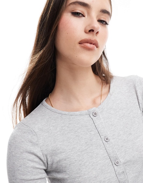 Brave Soul fitted button down long sleeve top in gray