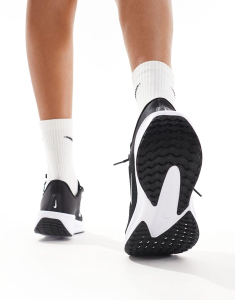 Nike Running Quest 6 sneakers in black and white