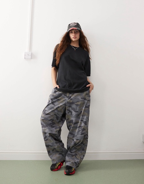 COLLUSION oversized t-shirt in black