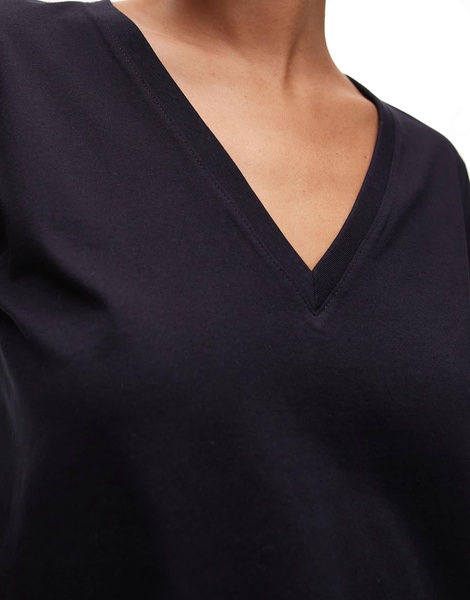 ARKET stretch jersey v-neck T-shirt in navy blue