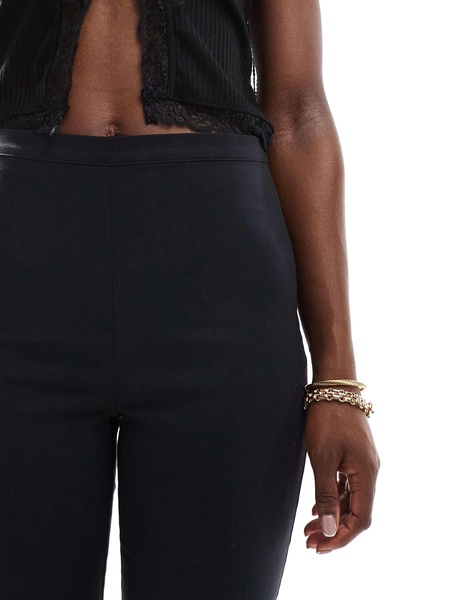 ASOS DESIGN bow detail capri pants in black