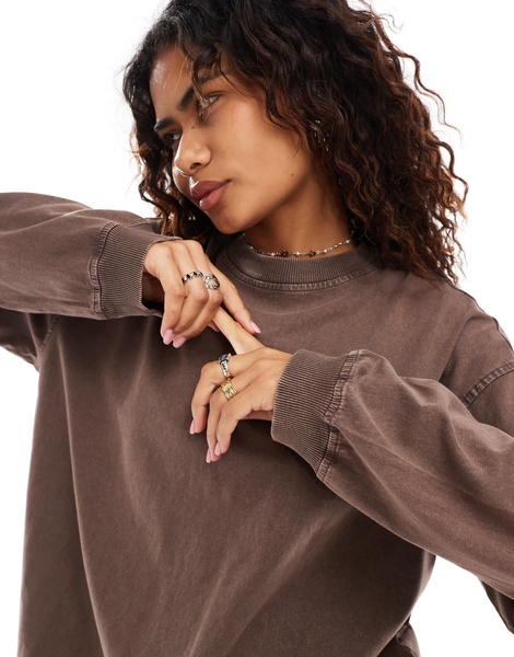 Monki long sleeve heavyweight oversized top in washed brown
