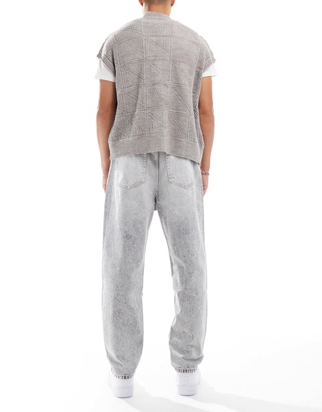 Bershka loose fit jeans in gray