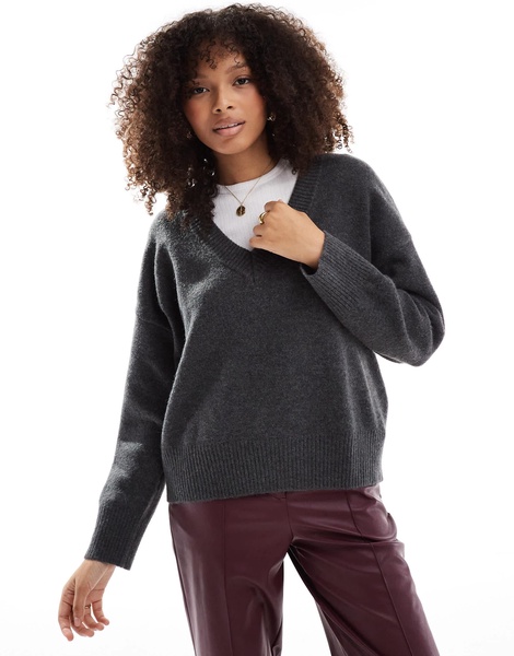 Bershka fluffy v-neck sweater in gray heather