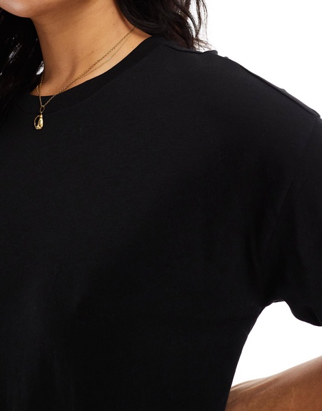 ASOS DESIGN long line t-shirt in black