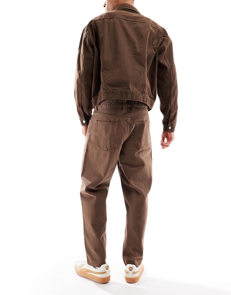 Bershka loose jeans in brown