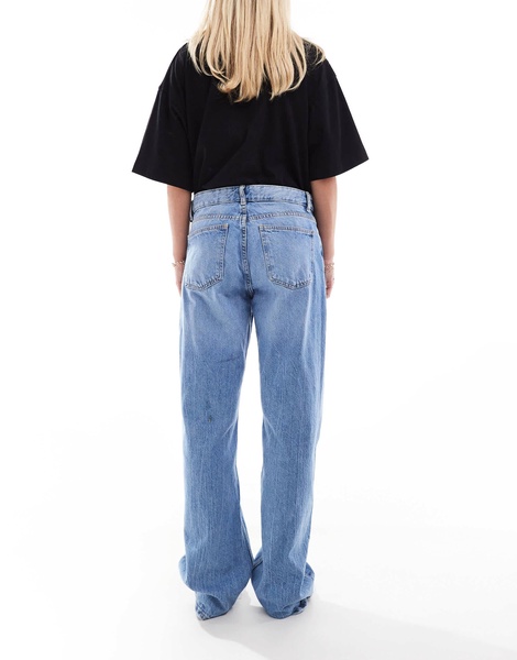 Bershka Petite straight leg jeans in mid wash