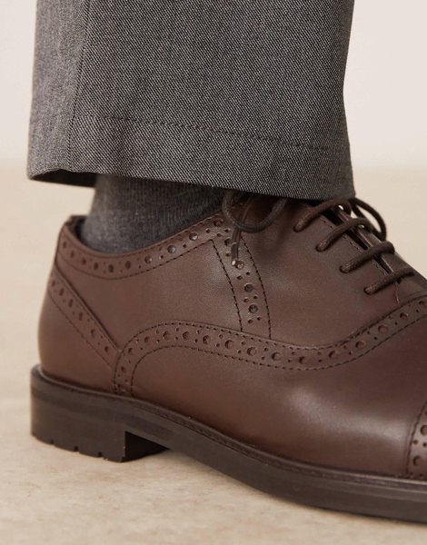 ASOS DESIGN lace up oxford shoes in brown leather with brogue detailing