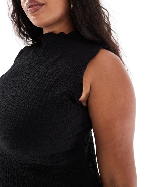 Vero Moda Curve sleeveless textured maxi dress in black