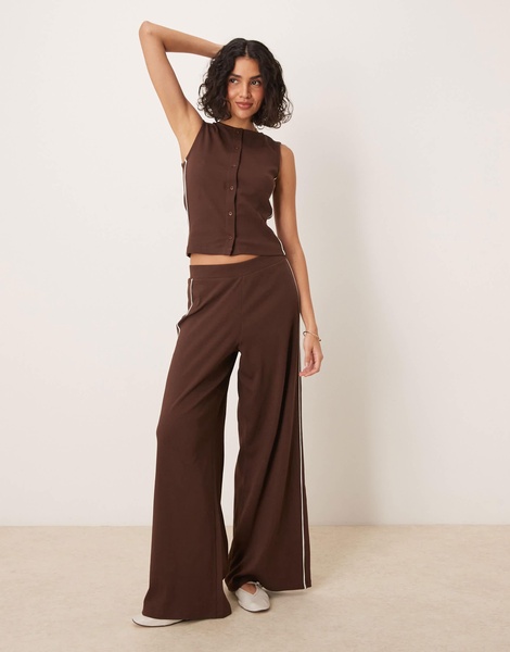 ASOS DESIGN crew neck button up top with contrast piping in brown - part of a set