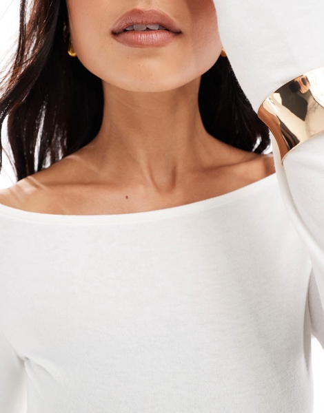 Bershka ruched side long sleeve t-shirt in ecru