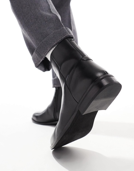 ASOS DESIGN chelsea boots in black leather with zip