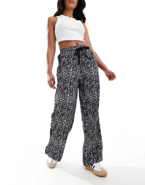 ASOS DESIGN pull-on pants with contrast panel in mono animal print