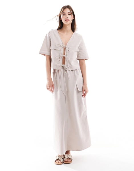 ASOS DESIGN tie front crop shirt in off-white