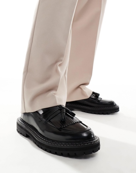 ASOS DESIGN loafers in black leather with contrast stitch