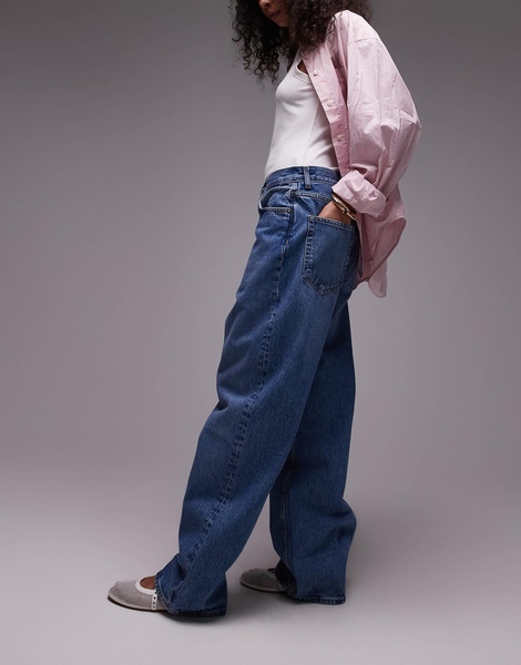 ARKET Amber barrel leg jeans in light washed blue