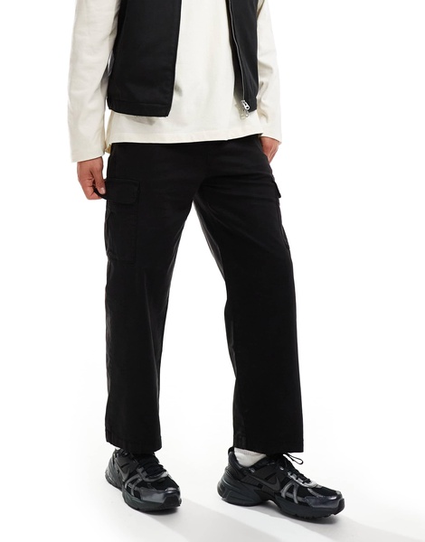 Bershka straight leg cargo pants in black