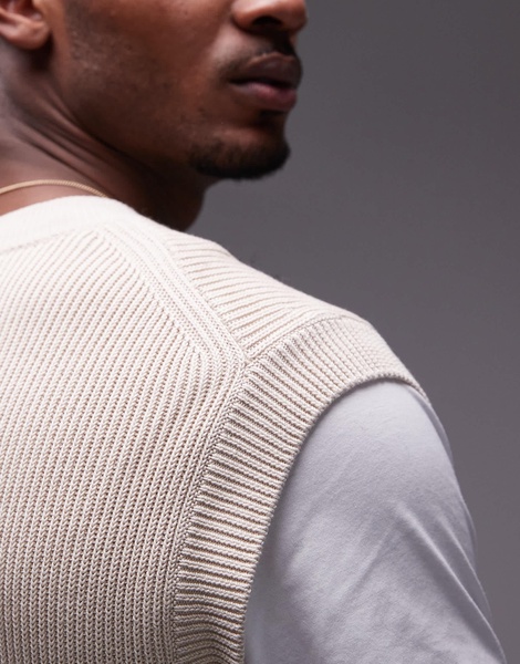 ARKET knitted vest with crew neck in off white