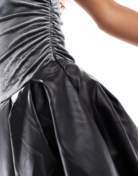Amy Lynn Alexa PU midi dress in charcoal velvet