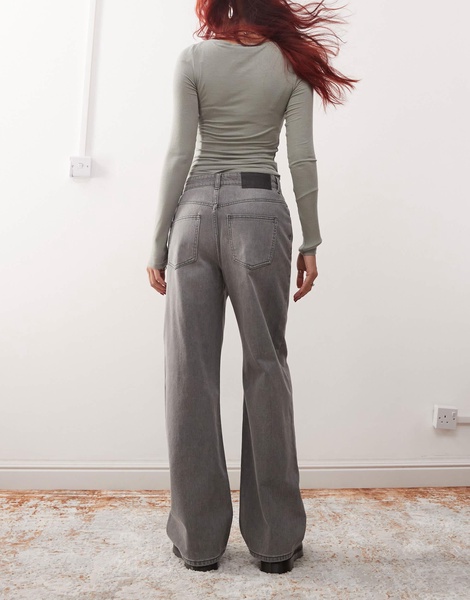 Reclaimed Vintage low rise baggy jeans in washed charcoal