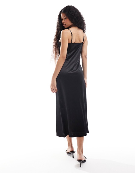 Vero Moda Petite satin maxi dress with lace trim in black