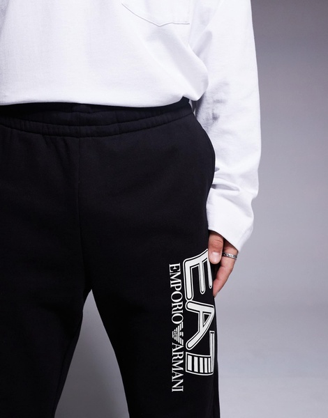 EA7 front logo sweatpants in black