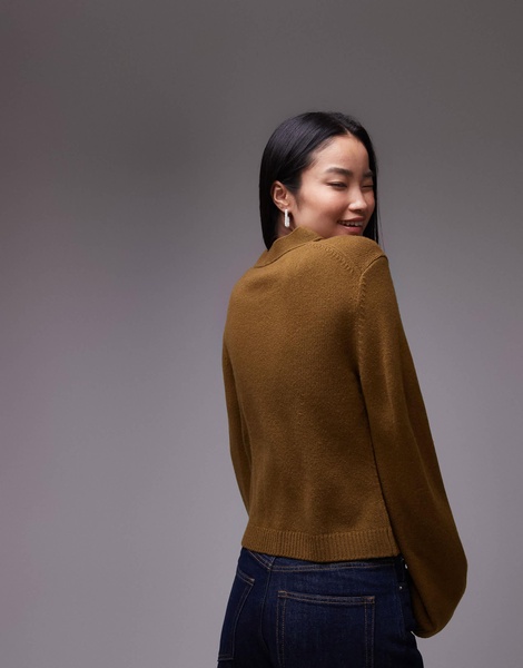 ARKET textured yarn wool cardigan with v-neck and front pockets in khaki brown