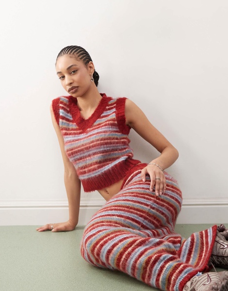 COLLUSION fluffy v neck knit tank top in burgundy