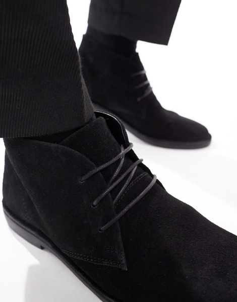 ASOS DESIGN desert boots in black suede