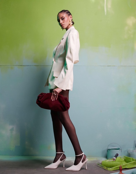 ASOS DESIGN Premium suede cloud clutch bag in burgundy