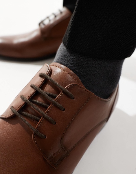 ASOS DESIGN lace-up derby shoes in tan leather