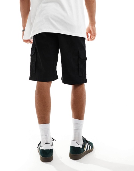 ADPT wide fit cargo short in black