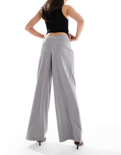 Bershka wide leg tailored pants with belt detail in light gray