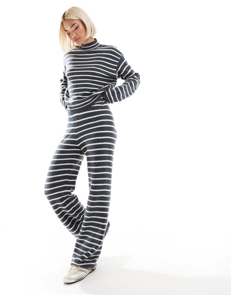 Pieces high neck sweater in gray blue stripe - part of a set