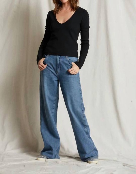 kitt long sleeve v-neck tee in black