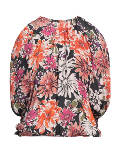 Off-the-shoulder top