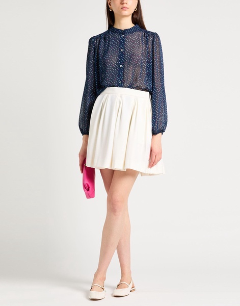 Patterned shirts & blouses