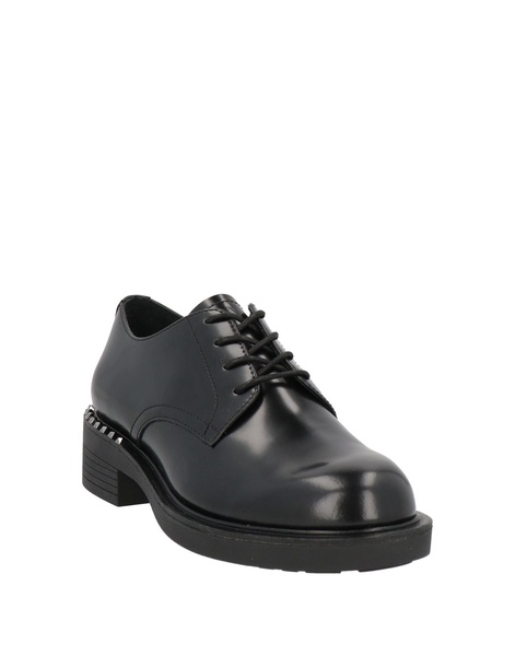 Laced shoes