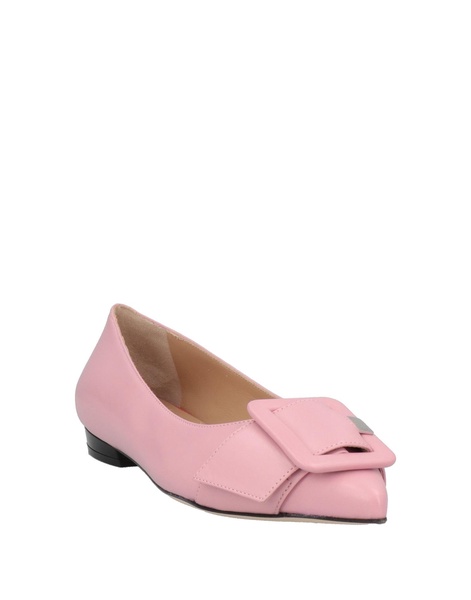 Ballet flats