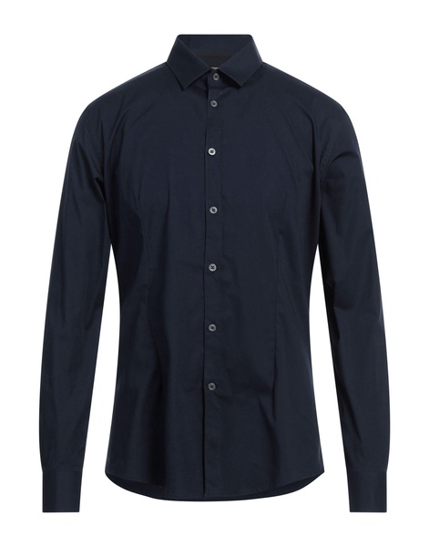 Solid color shirt