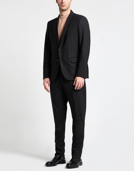 Suits