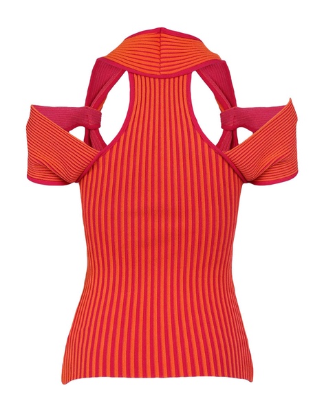 Off-the-shoulder top