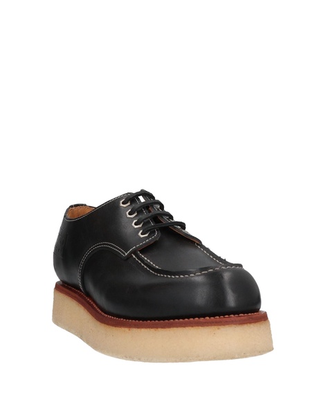 Laced shoes