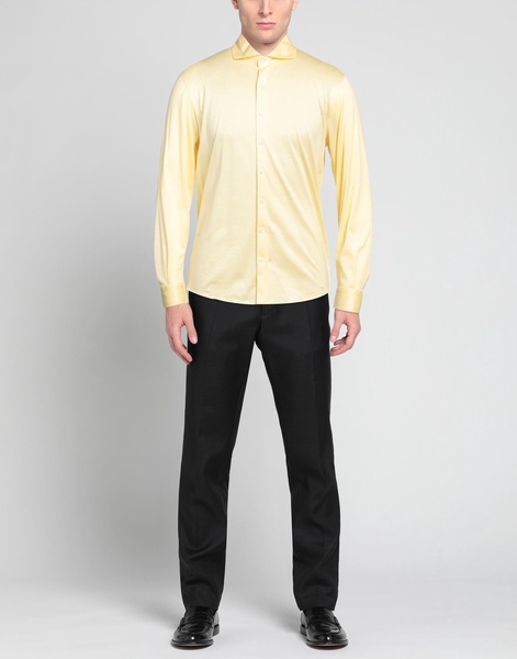 Solid color shirt