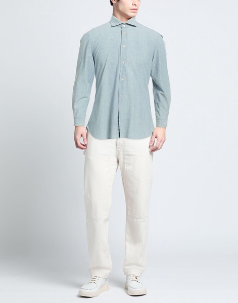 Solid color shirt