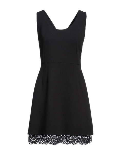 Short dress