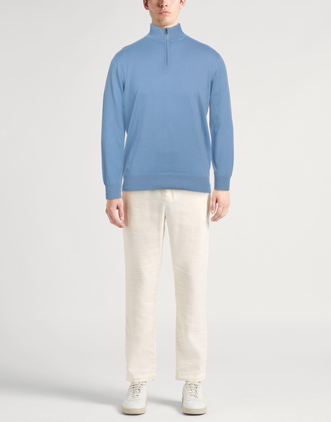 Sweater with zip