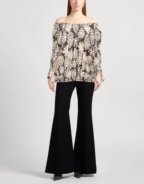 Off-the-shoulder top