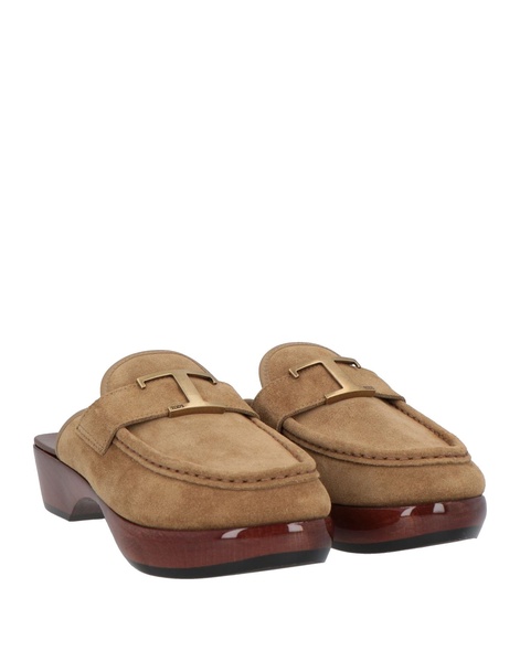 Mules and clogs
