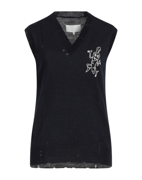 Sleeveless sweater
